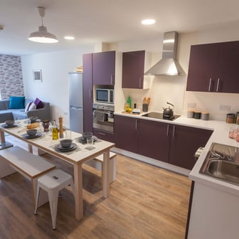 En Suite Classic - Image 7